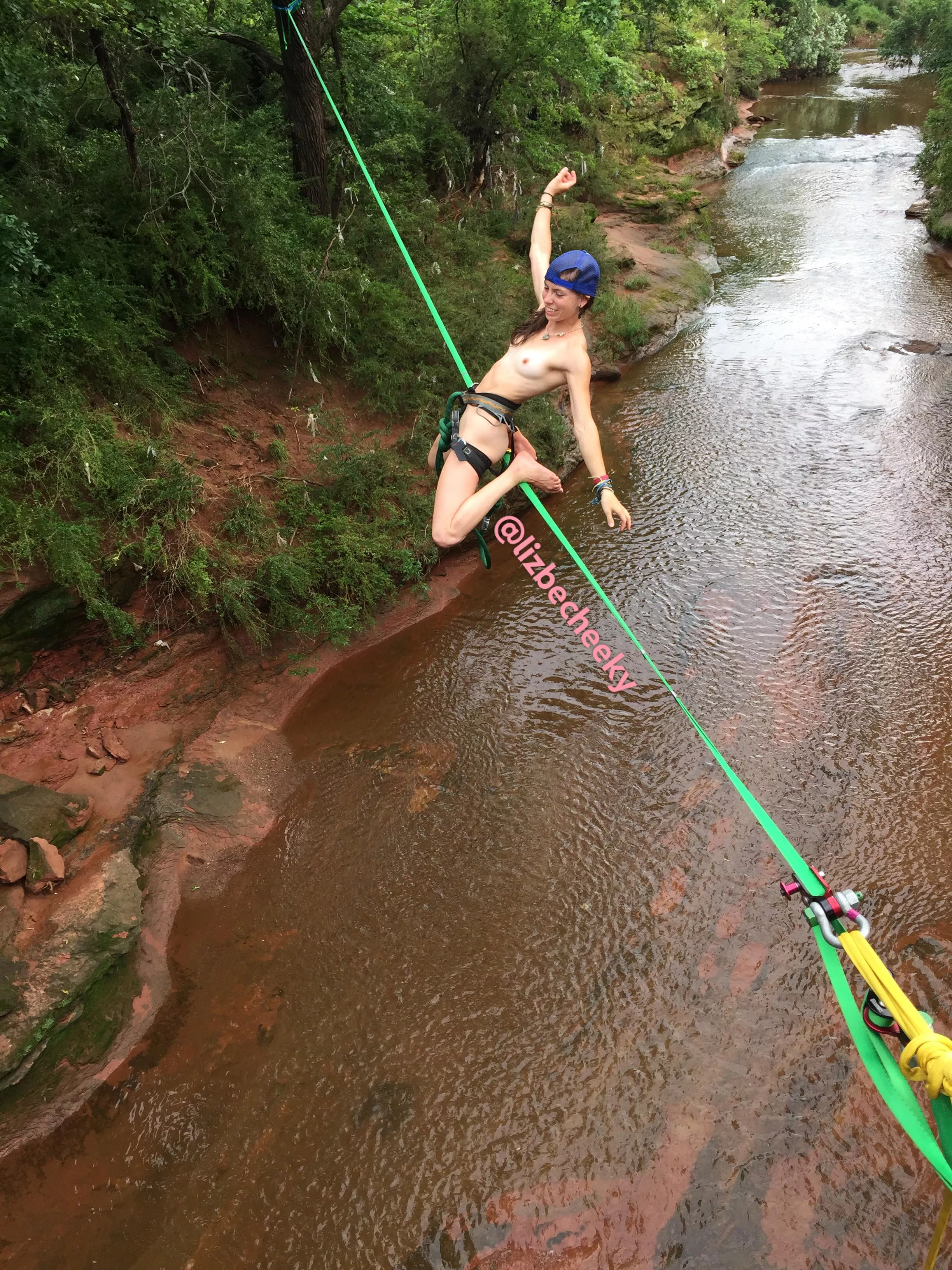 Throoooooowback to a little highline rigged in Oklahoma posted by LizBeCheeky
