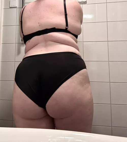 Tipsy and horny 😛 by Spirited_Positive541