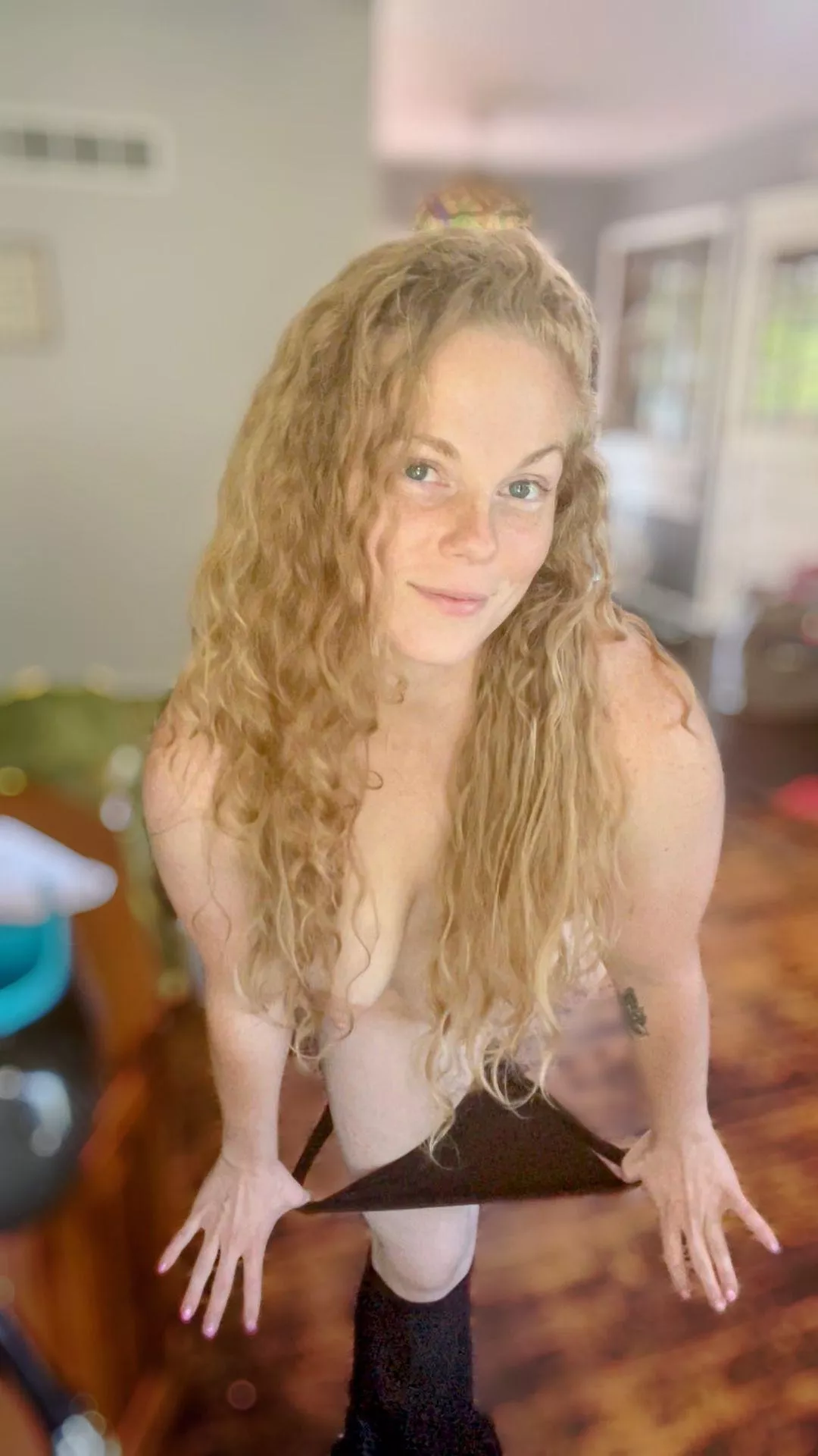 Who would’ve thought I’d be taking my clothes off for the internet, but here I am and I fucking love it posted by Amputeelove