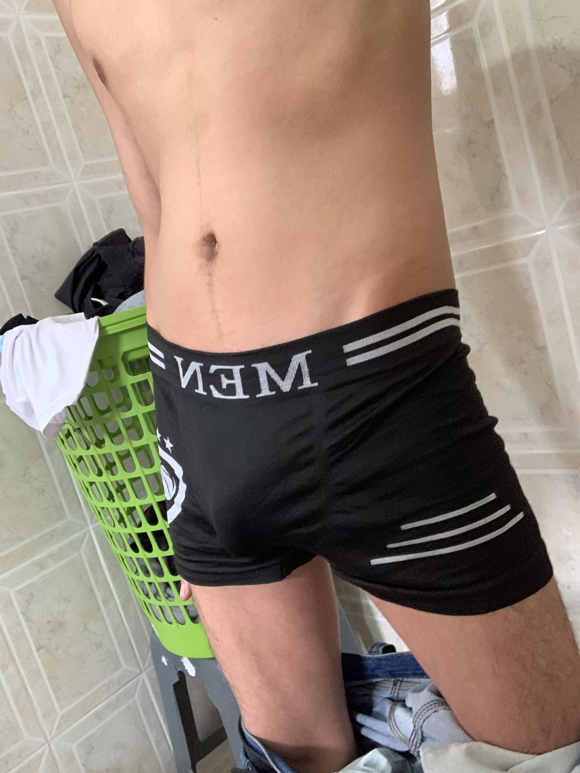 [19] do you like my bush?🙉🥵😈 posted by kiriii_ku