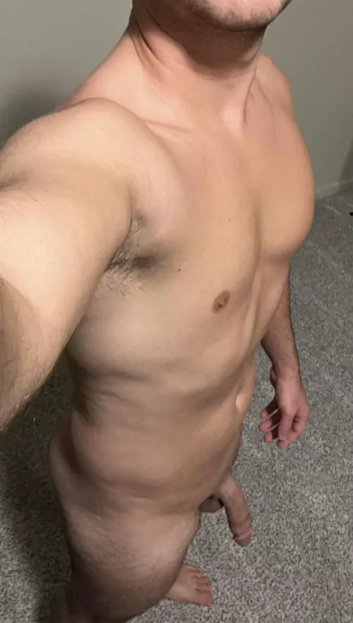 29 - twink/in shape DM with pic for snap. Face/live vid+++ by jobro_29