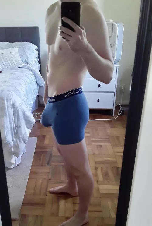 Big needy bulge by stupidusername2023