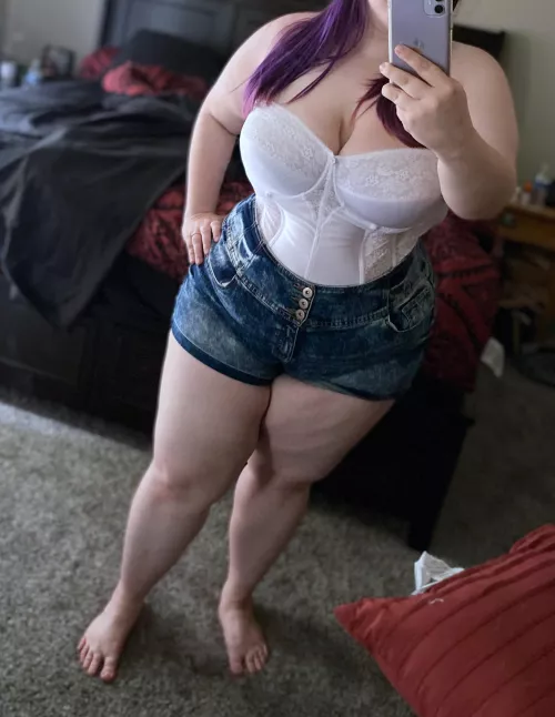 But am I a “cute” chubby? by Playful-Cat1470