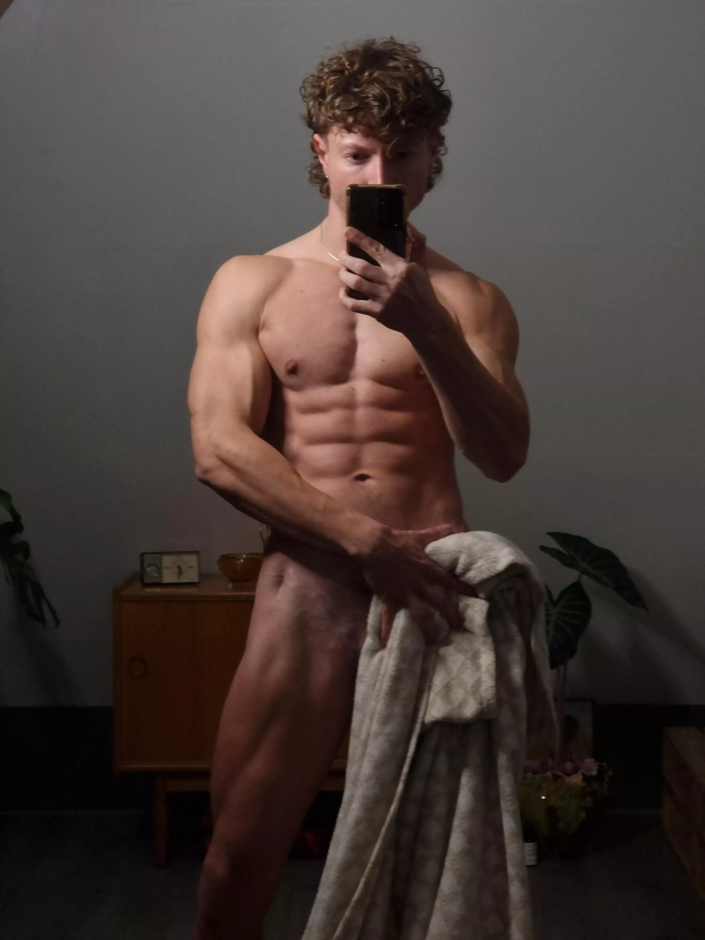 can i strip for you? :) [28] posted by aesthetichotwheel