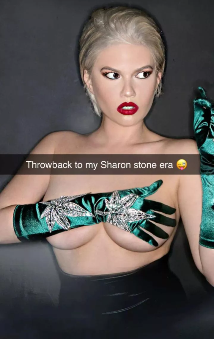 Chanel West Coast posted by lookatmyshitt