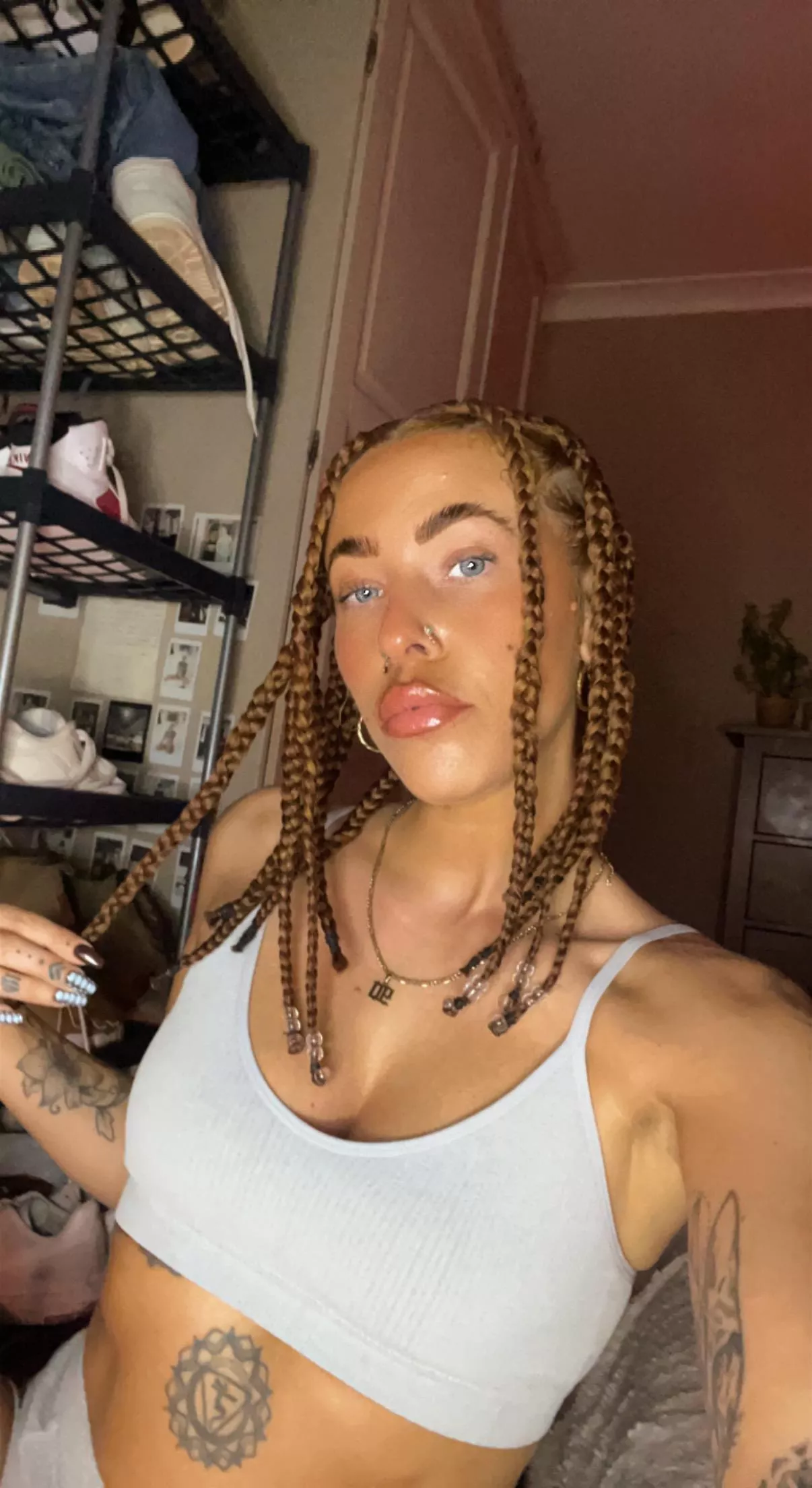 come to pull my braid :) posted by Lucidbabyxo