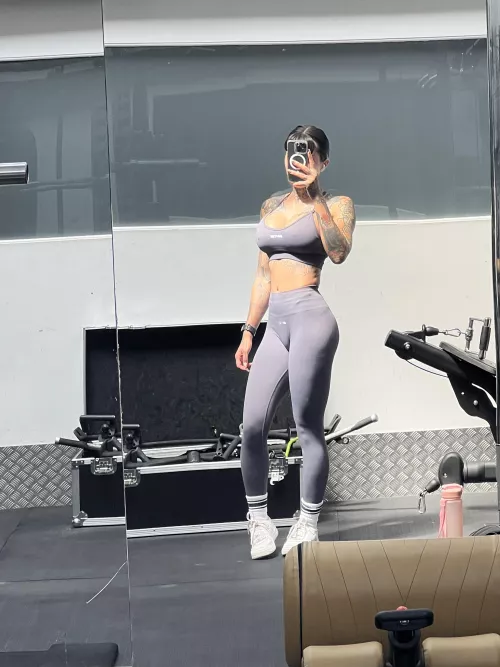 Describe them using emoji's by starklyFeign