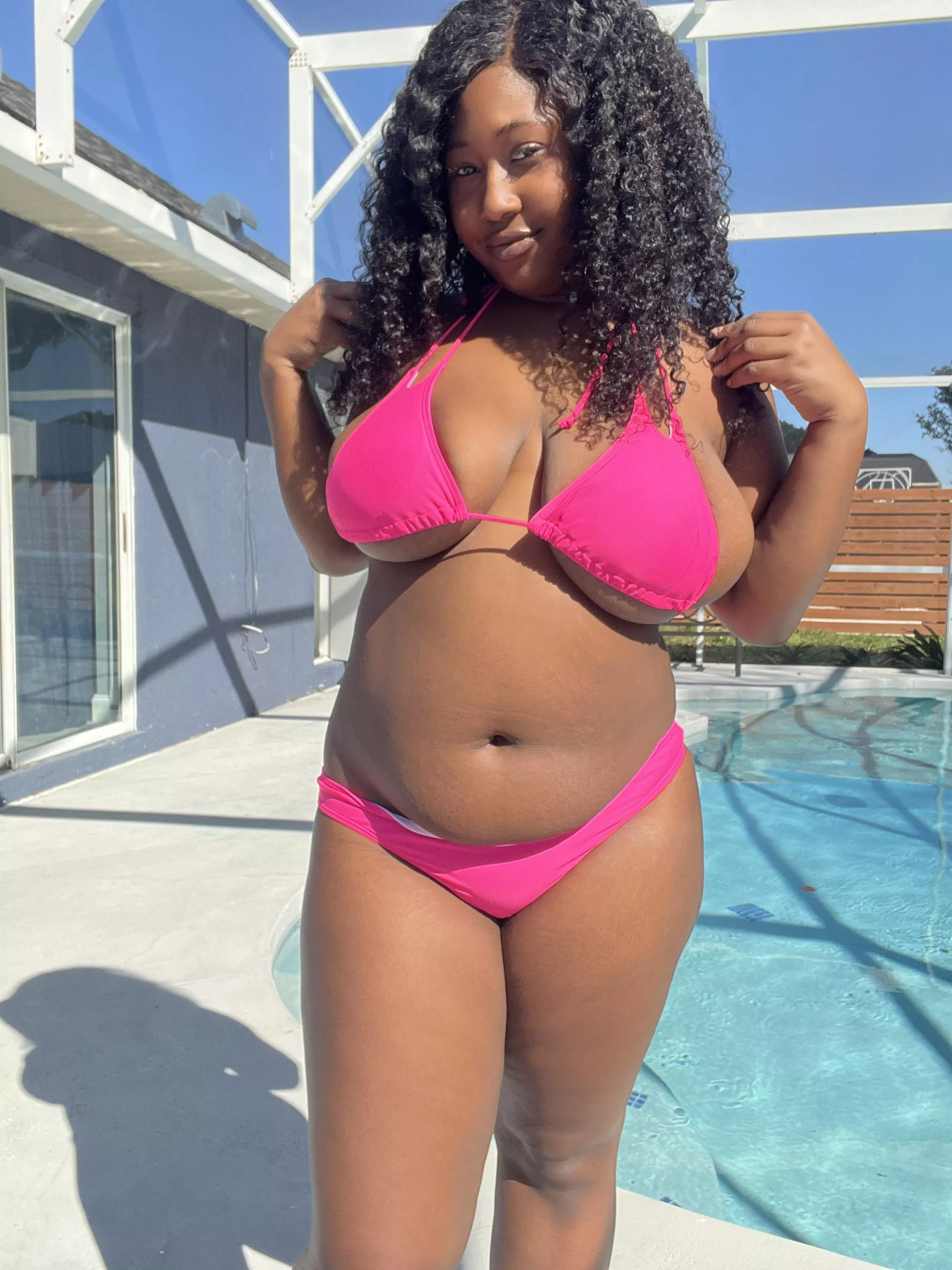 Do you like chubby bodies like mine? posted by Yummie_64