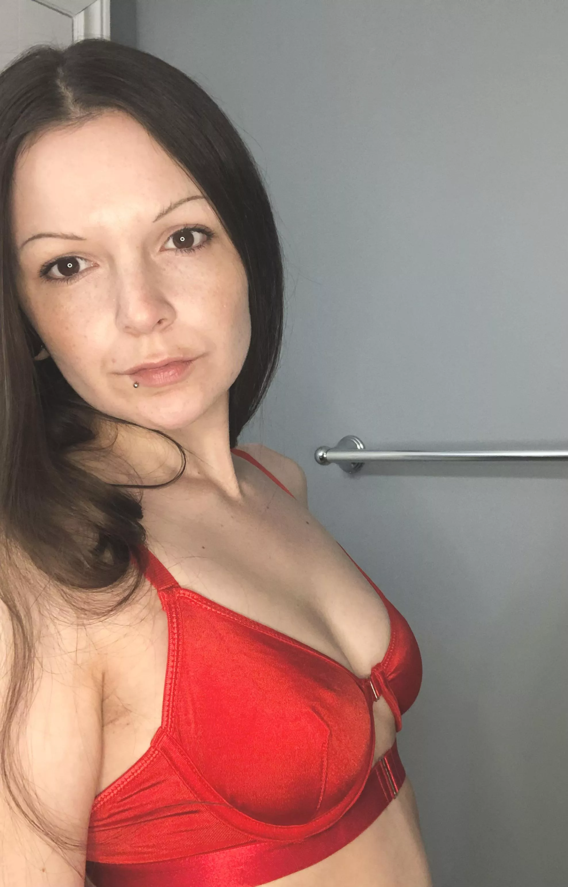 Do you prefer a brunette? posted by jessiemotionless