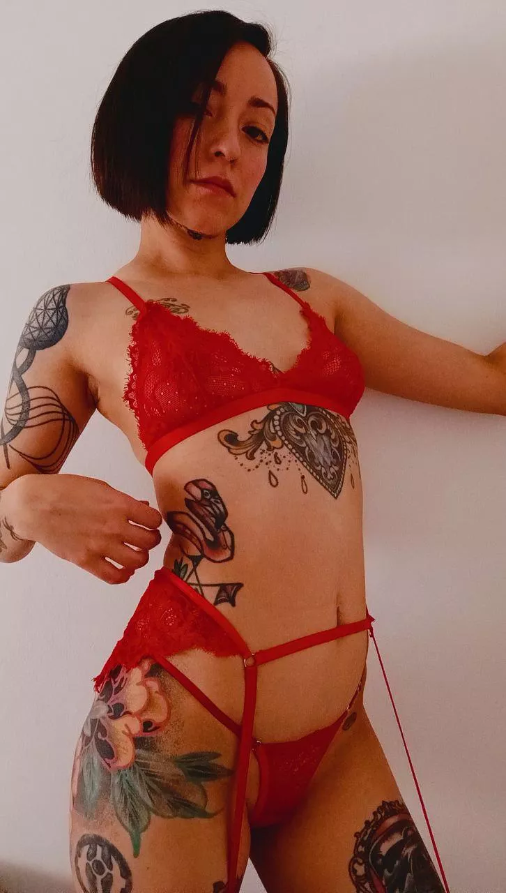 Does red and short hair matches or not posted by DarthBunny19