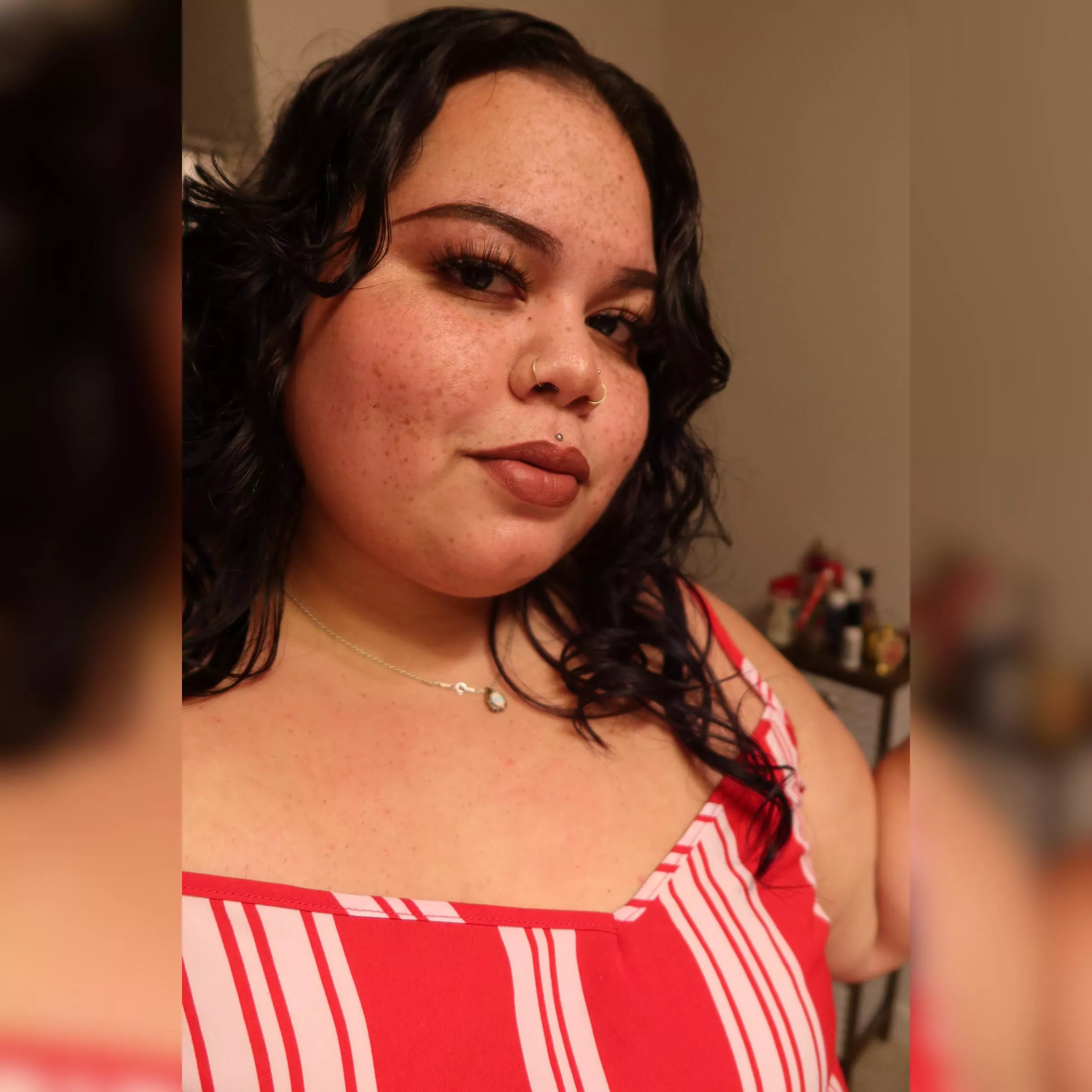 Happy Friday 💓 posted by HoneyGanj