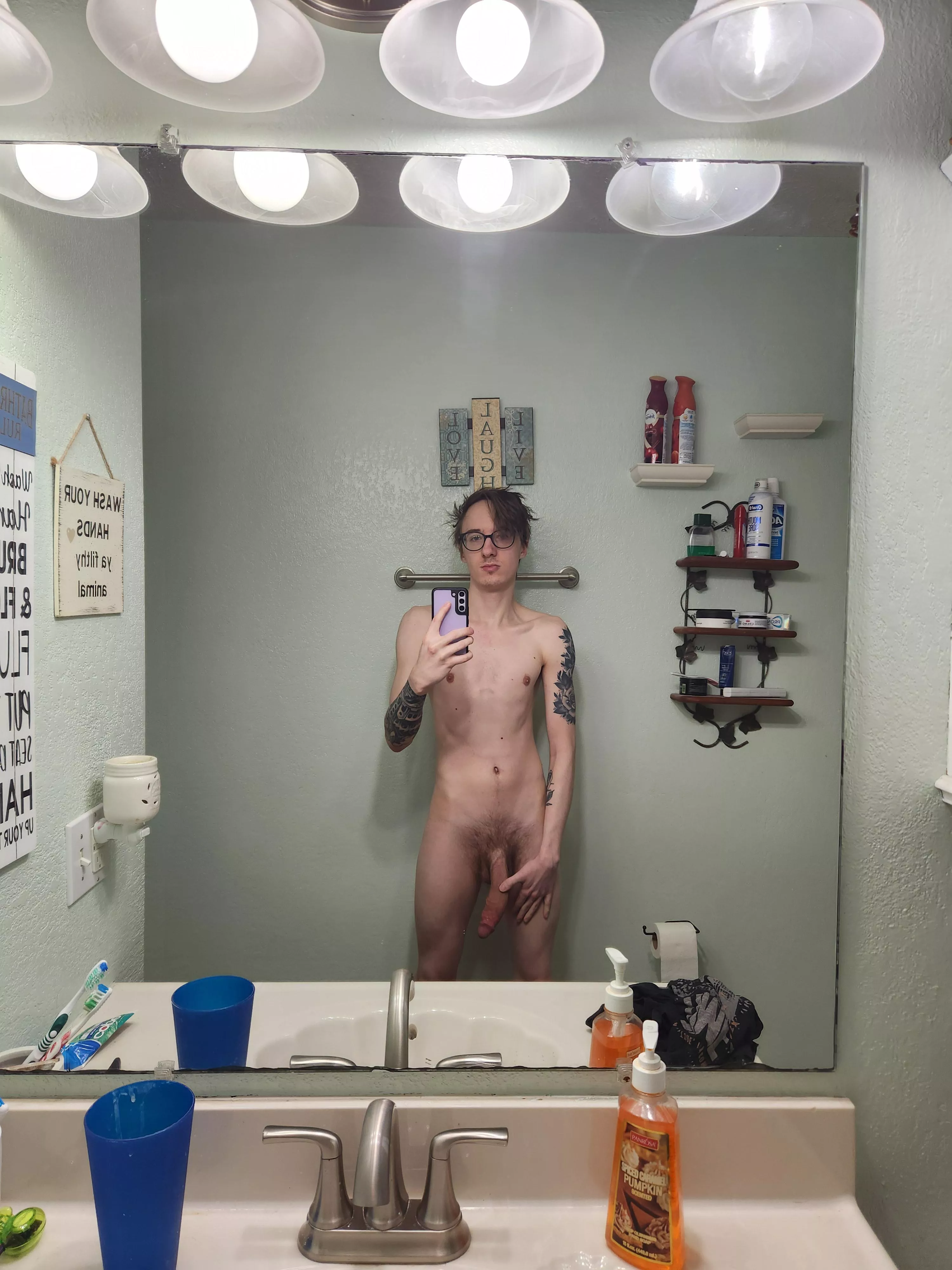 Happy weekend  posted by Theesirreggie