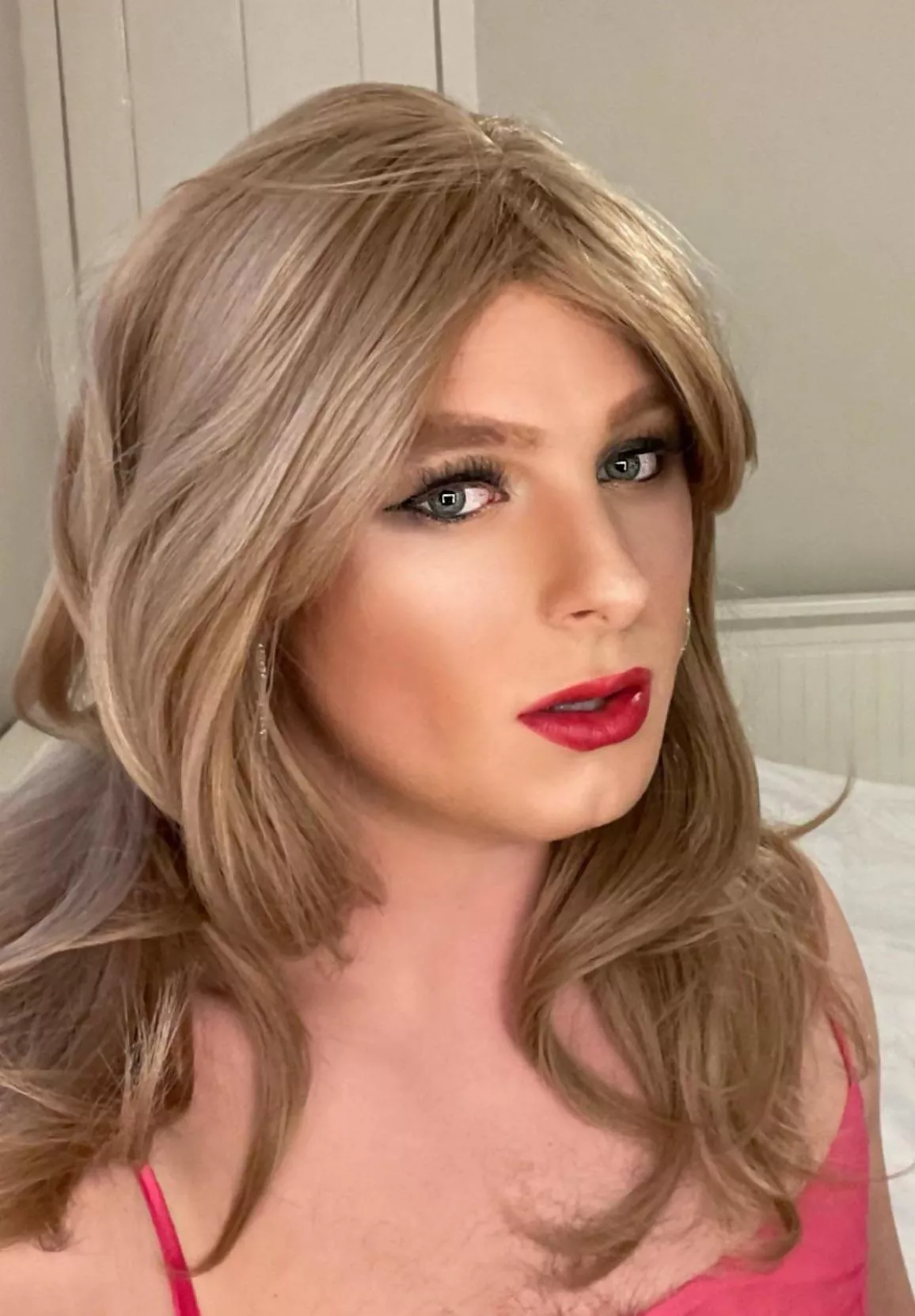 Hi I’m Zoe from London :) posted by ZoeKeyesSissy