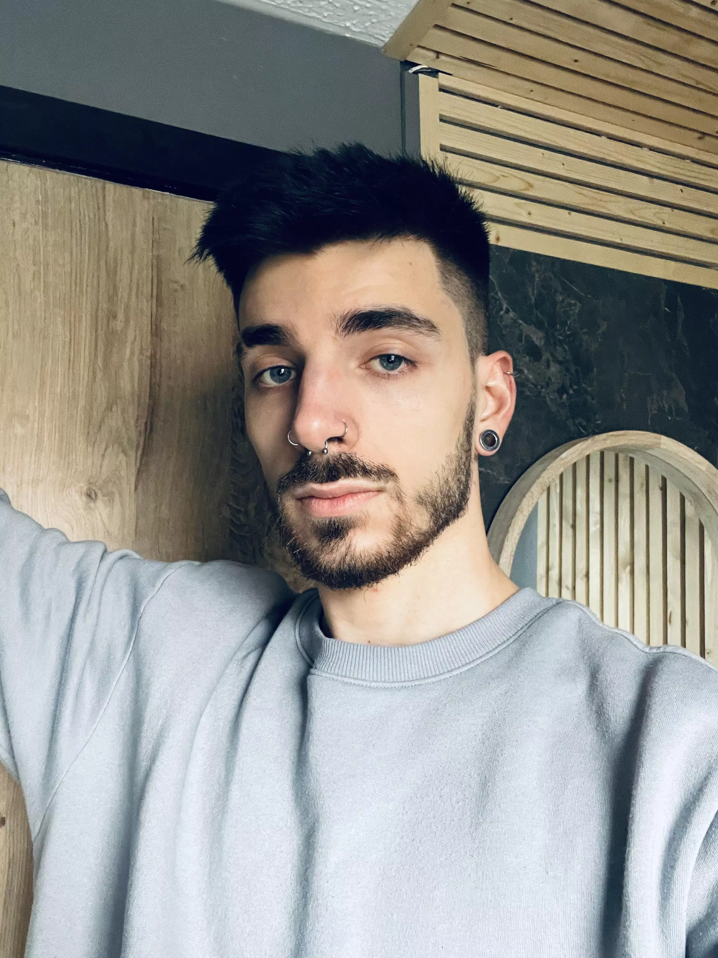 Hope I fit in 👉🏻👈🏻 posted by _bsellis