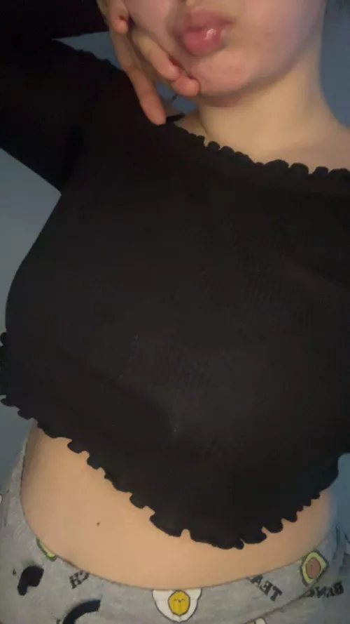 Hope you like it busty by Lil_Wicked_Evelyn