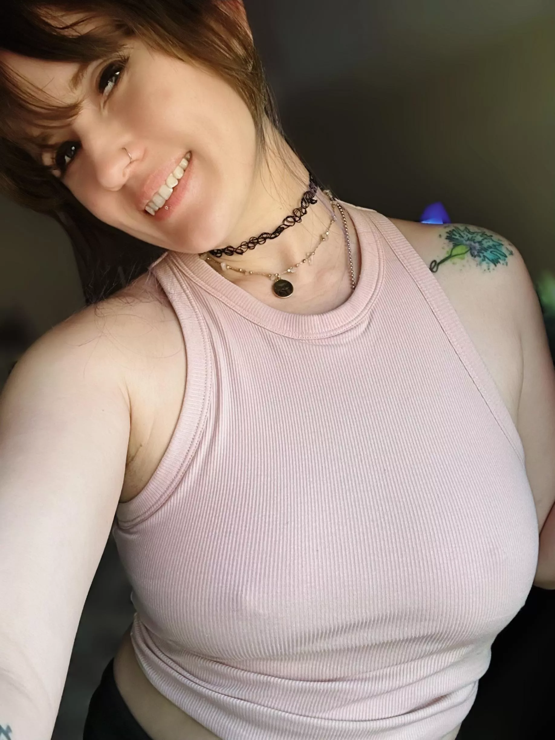 I love going to the gym in this top 🤭 posted by LaneyFairy