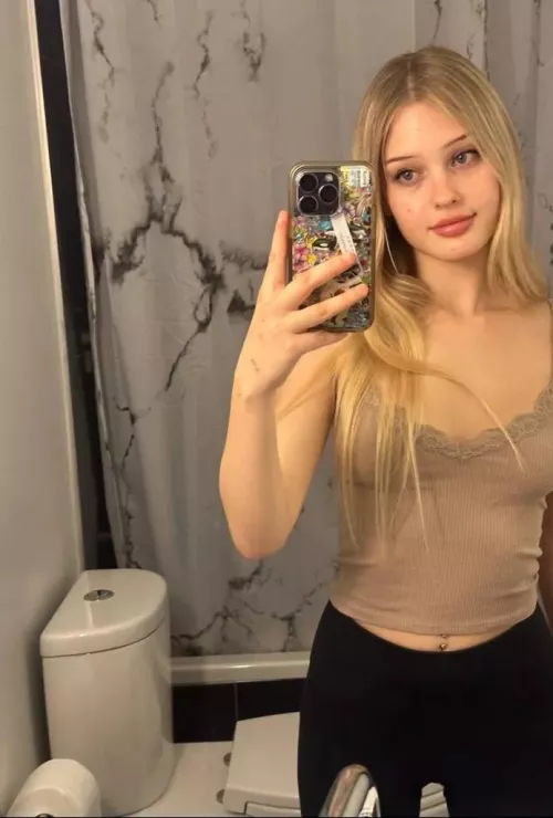 I promise it’s soft 😉💅🏾 by eetuthelmob