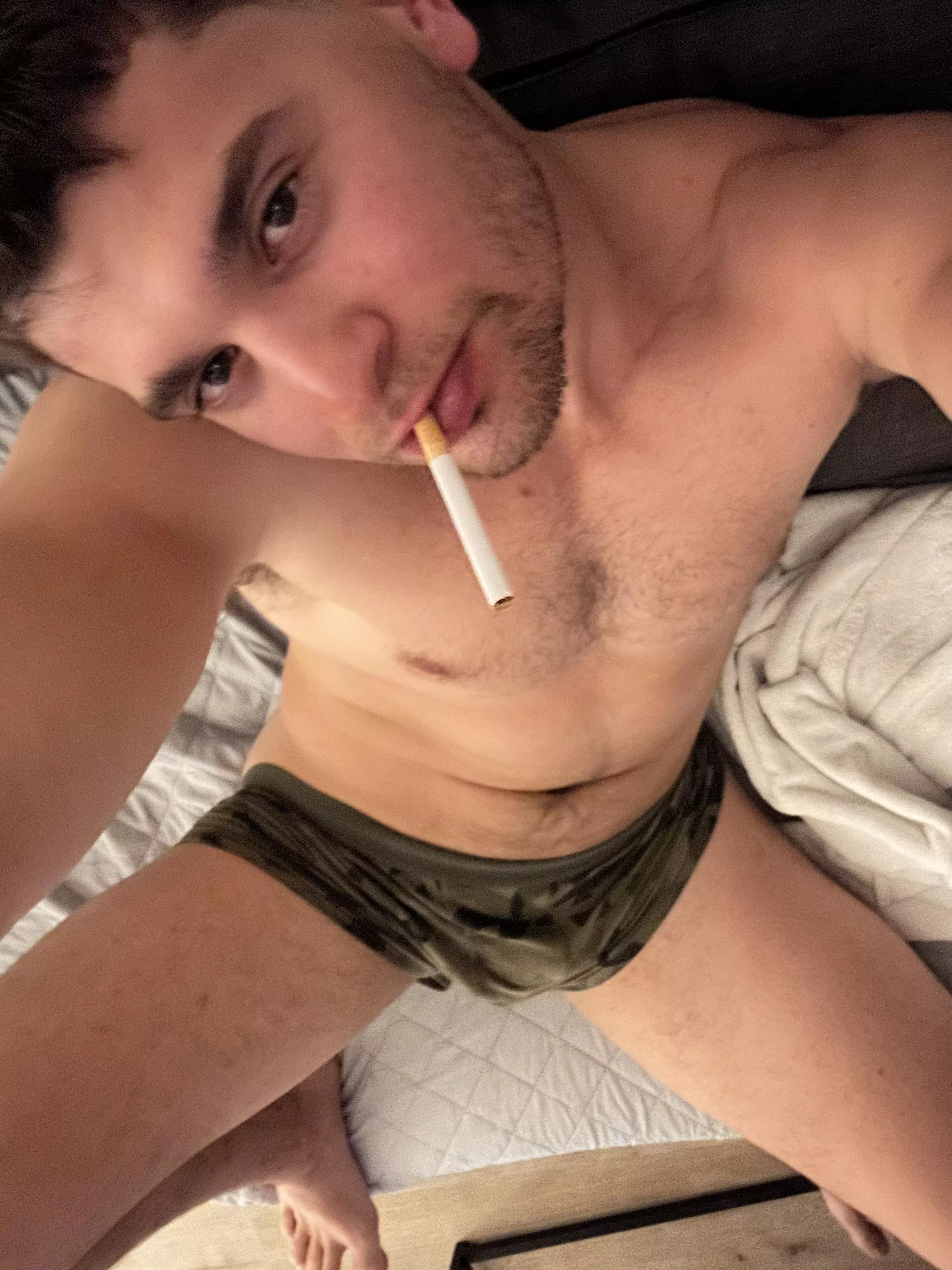 Juicy, pretty, soft 😏 posted by Isiwak