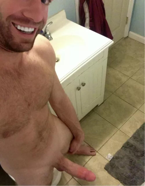 Just turned 40. Are normal dad bods welcomed here? by throwaway_for_bewbs