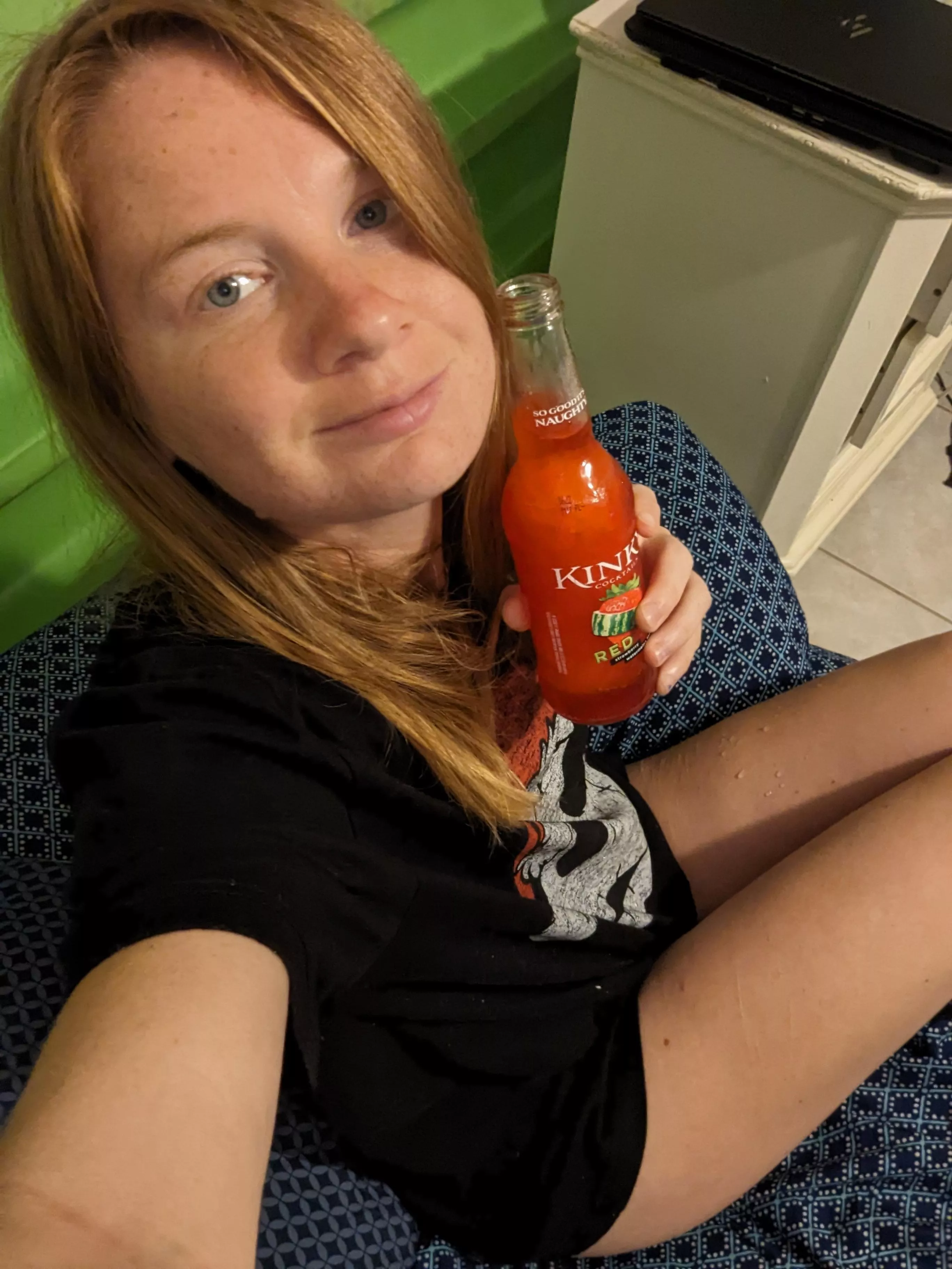 Keep calm and kiss a ginger @redlilyrose19 posted by Redlilyrose