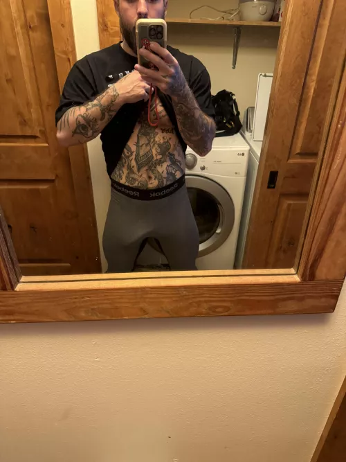 keep it tight by AwareBandicoot5872