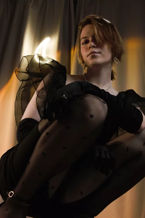 Languid lady by Starlightonlf