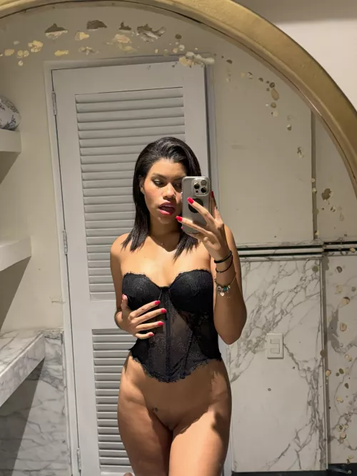 make my legs shake by SaltyEgg1356