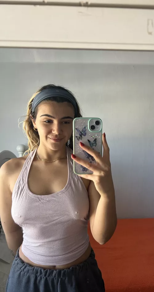 Might wear this to the gym by ripemangobaby