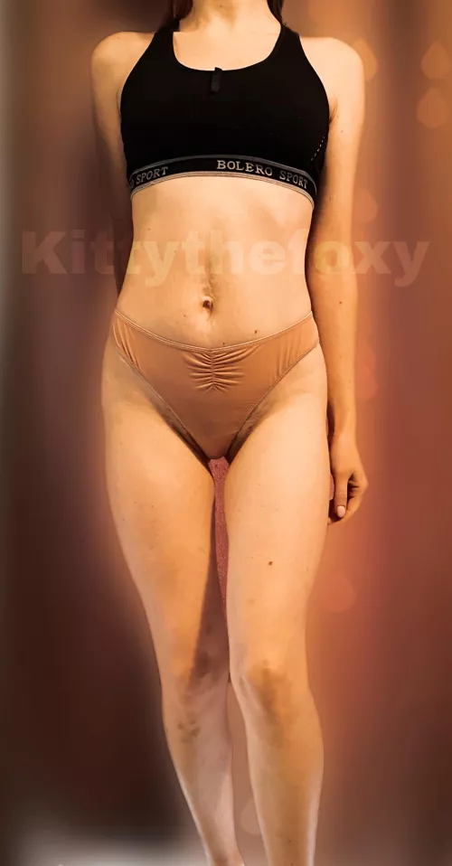 Mommy deserves a bad boy for her own pleasure by kittythefoxy