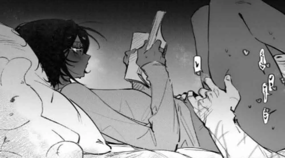 Mono 1boy 1girl black_hair bottomless dark_skin dark_skinned_female emotionless from_side glasses hands_on_another's_stomach holding_book implied_cunnilingus knees_up long_sleeves out-of-frame_censoring reading_book scars_on_arm spoken_heart spoken_squi posted by HentaiSource_Archive