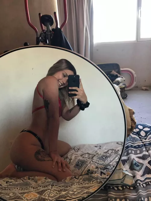 My butt is always hungry, by securelyslalom