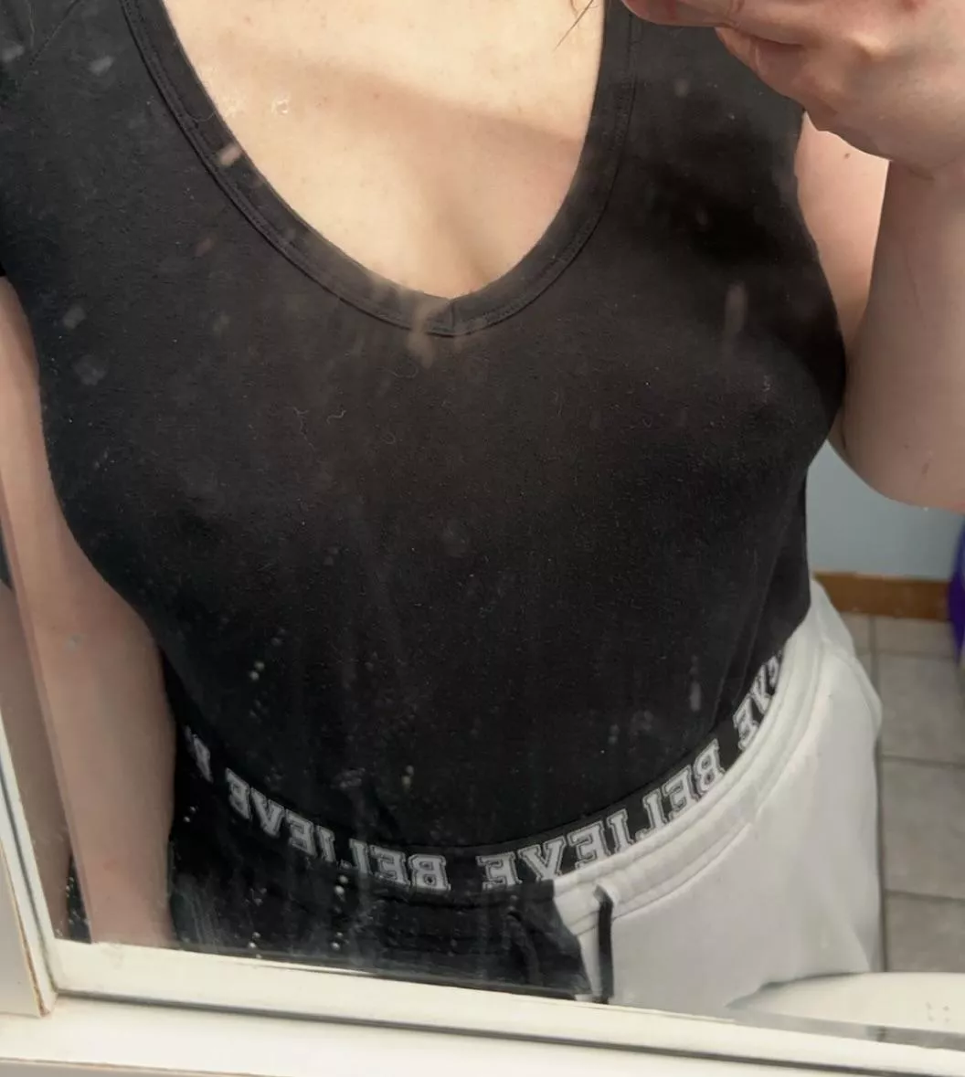 My mirror is so dirty. posted by mistresslh