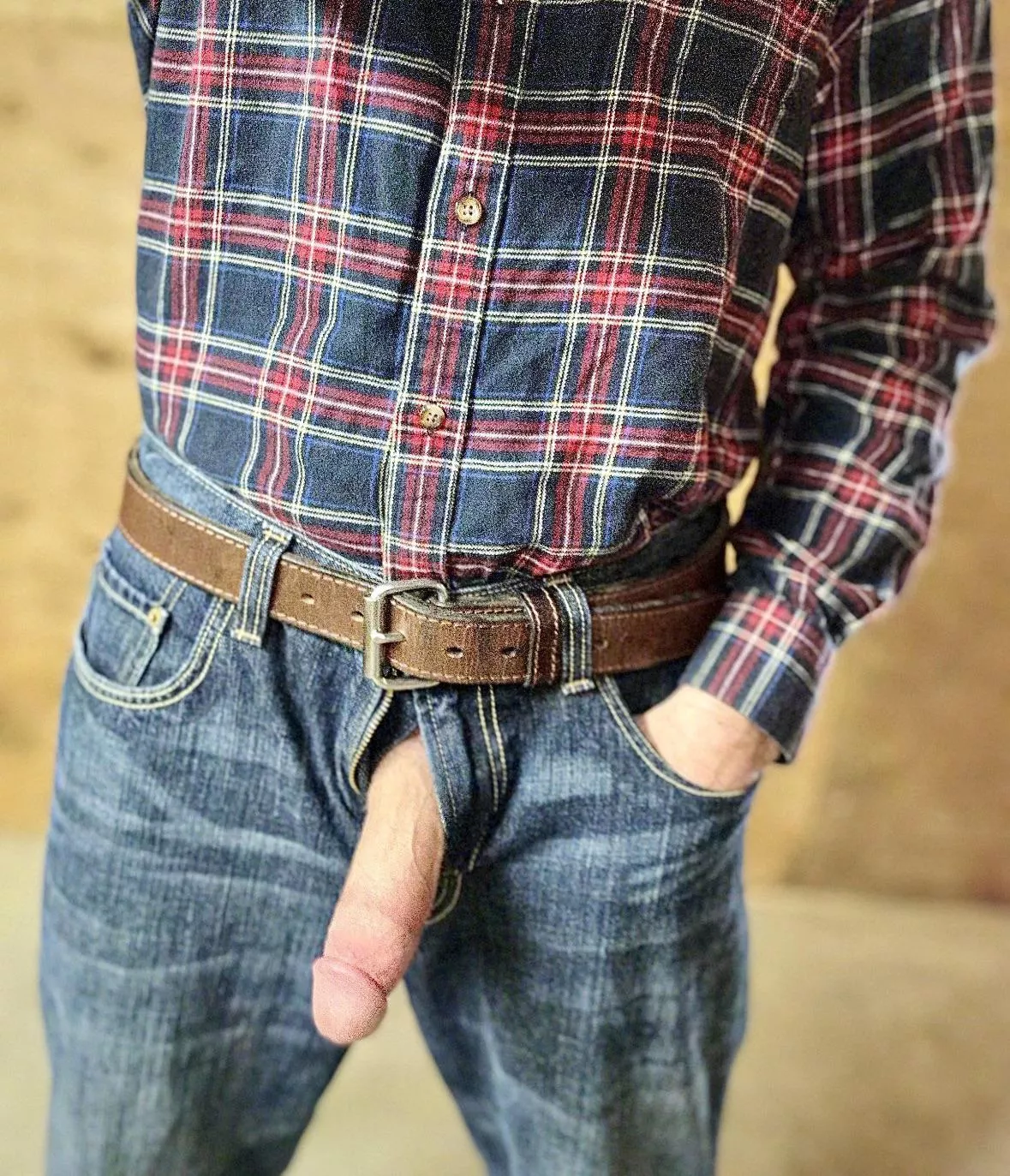 Need something stretched? (40) posted by Thick_Dilf_