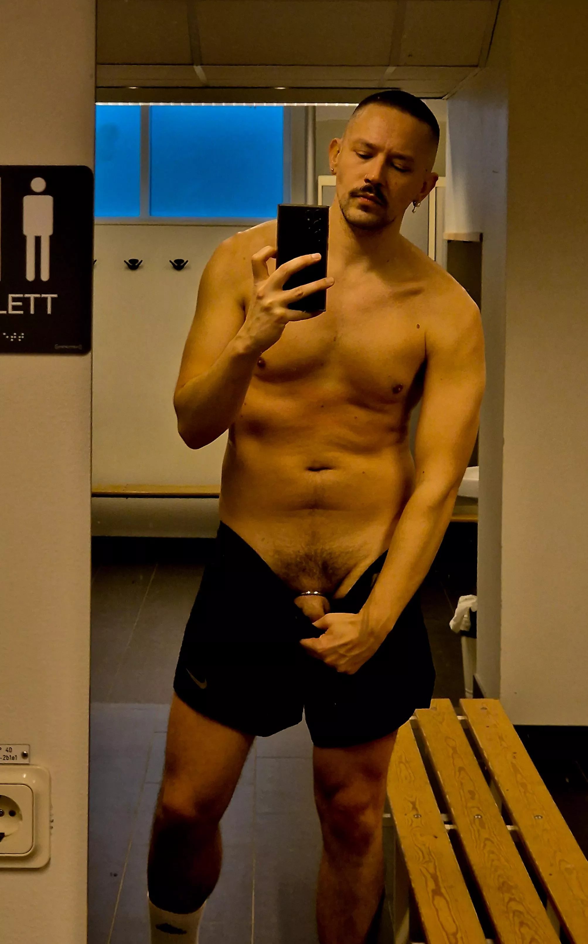 Ok you all wanted to see my front after seeing the back, so here it is...  posted by ilkka_mansikka