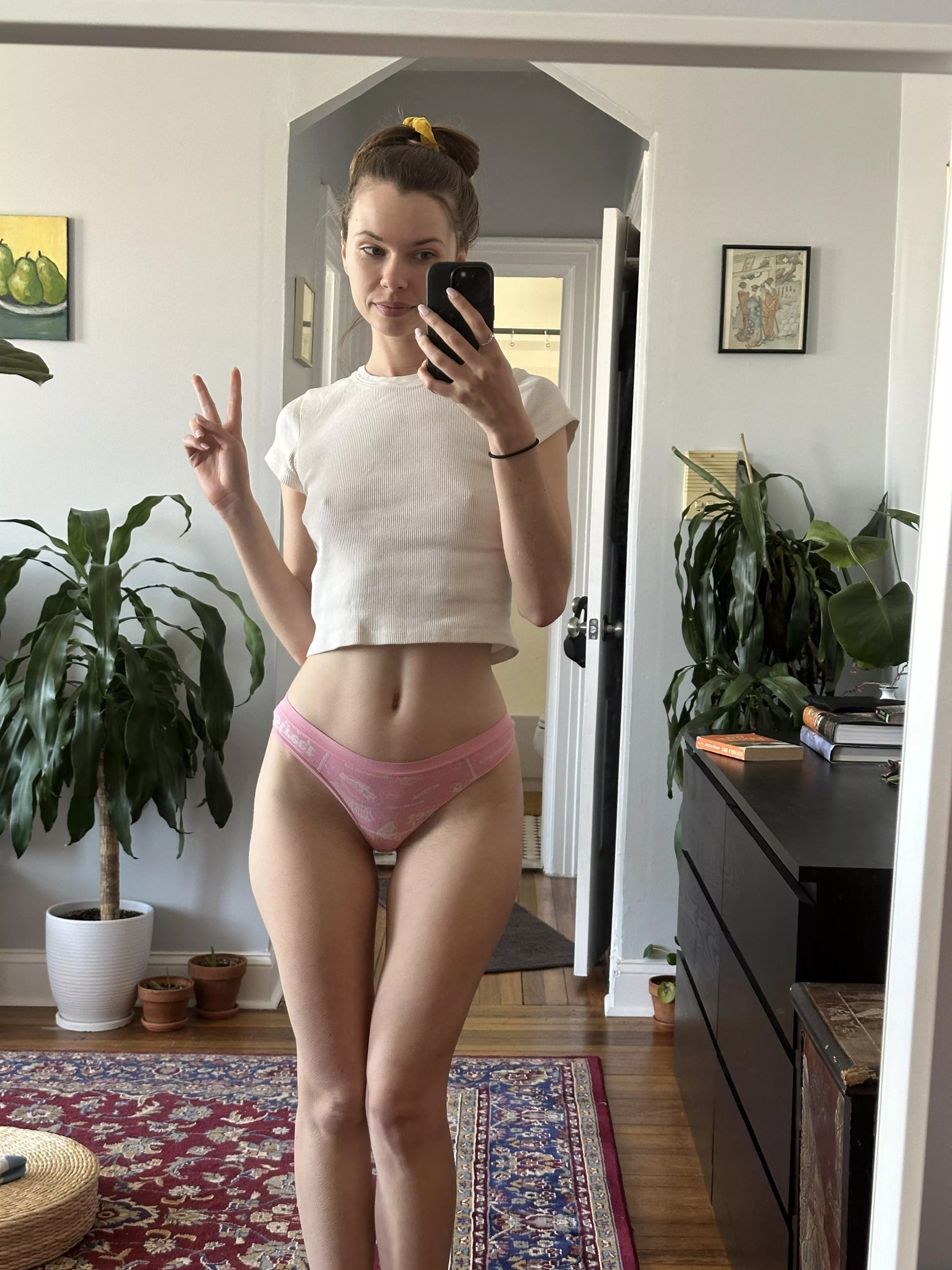 Peace and love to all of my gap lovers posted by RealAliaBlack