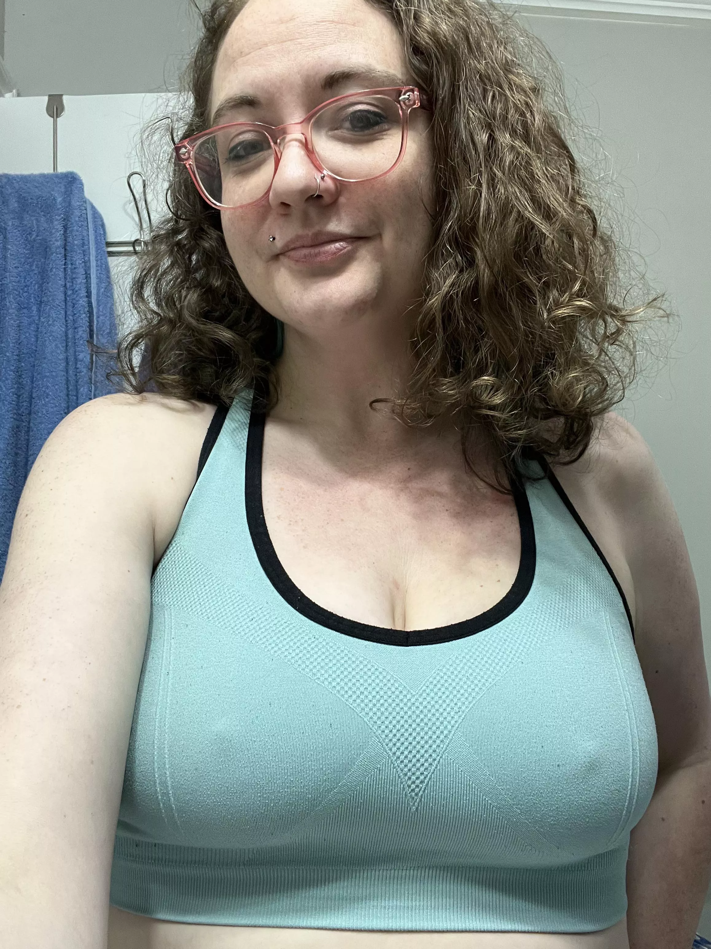 Poking through in baby blue  posted by Druglord_Karen