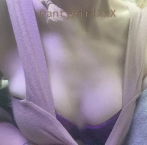 slim fit blonde with a sext ratio!/catering to many fetishes and vanilla—Available now! Sexting, cam, dick rate, pics, vids Premade and custom, special requests! [vid] [sext] [rate] [cam] [gfe] [pic] send me a msg! by PantyGirlXxX