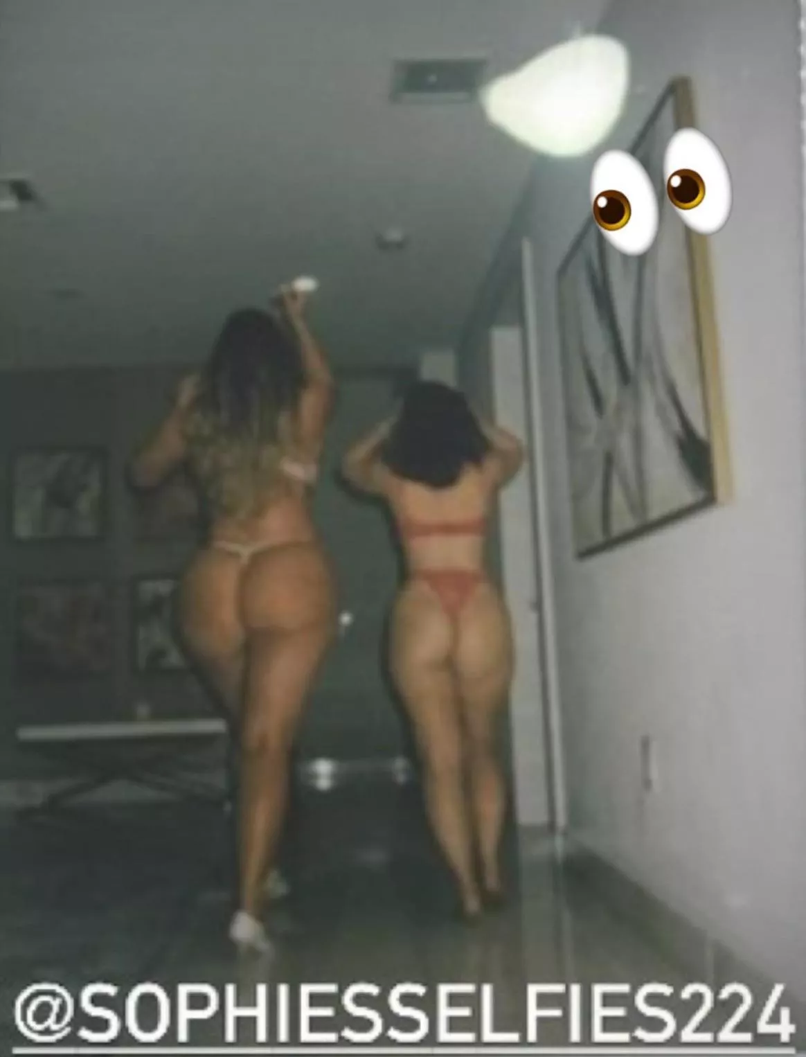 Sophie 6’1 posted by Theturtlehermit2000