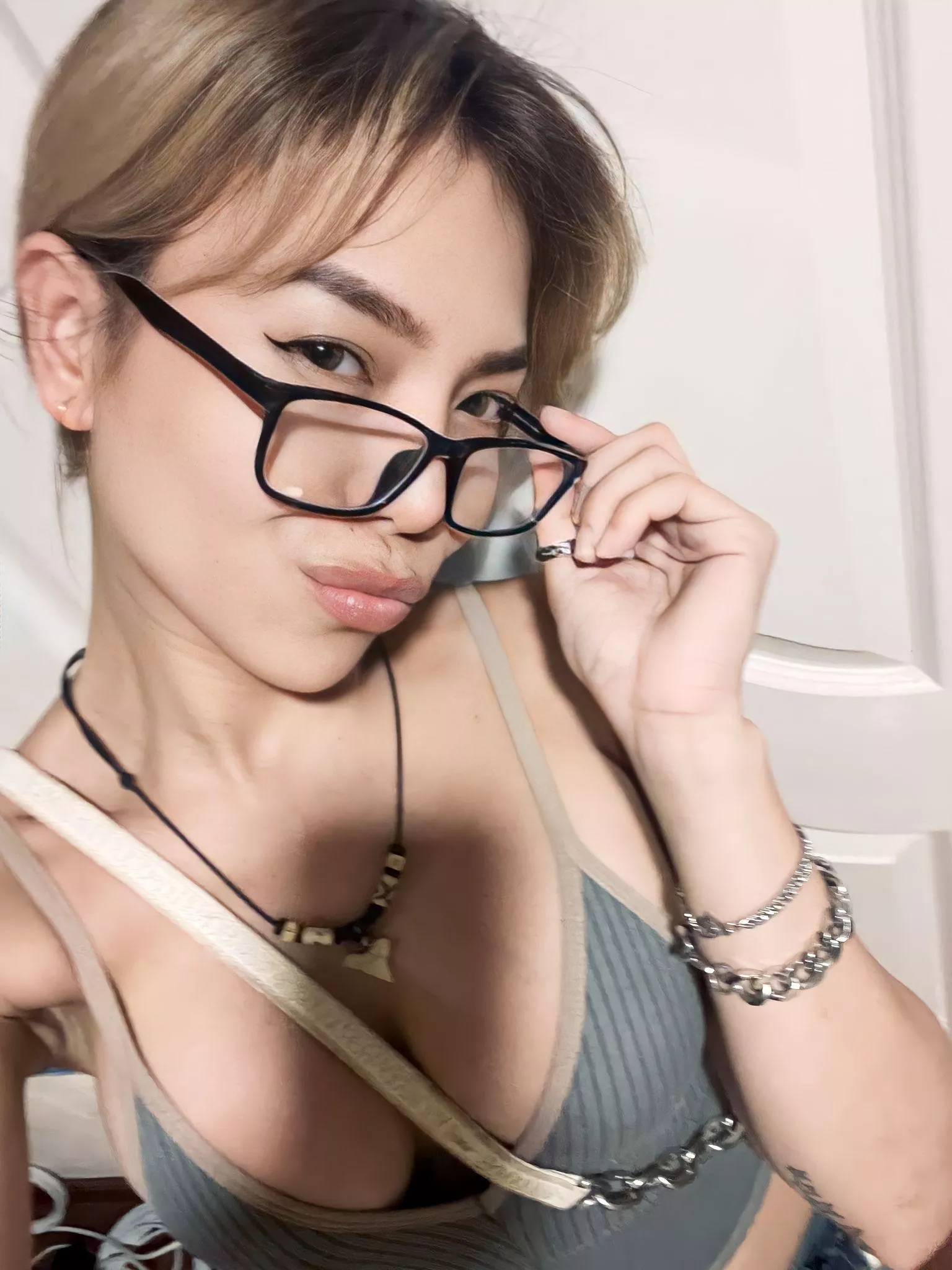 Think you can handle the irresistible charm of a confident woman? 😏 posted by essanirvana