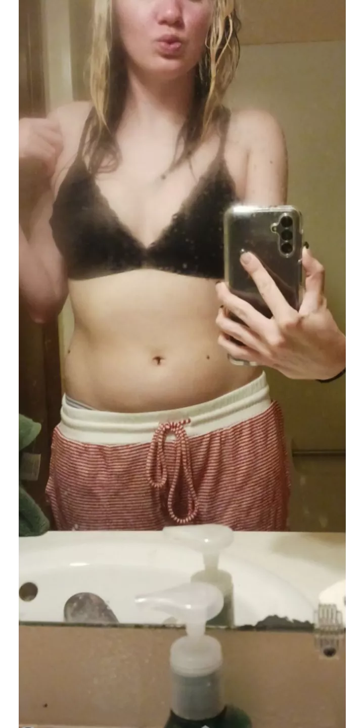 Wanna see more 💕🙊 posted by Dreger123