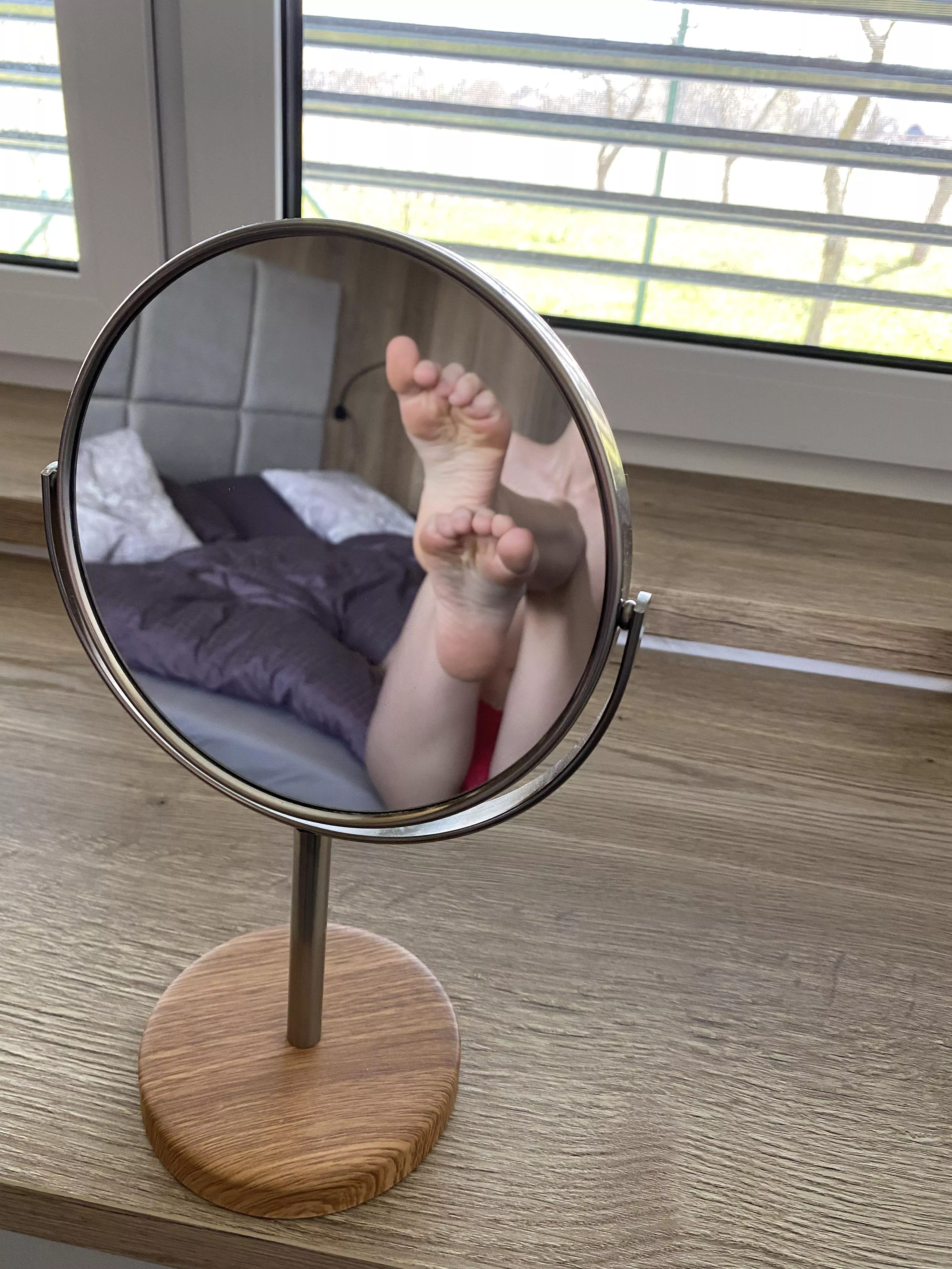 what do u wish for in the mirror  posted by _ivannabelle