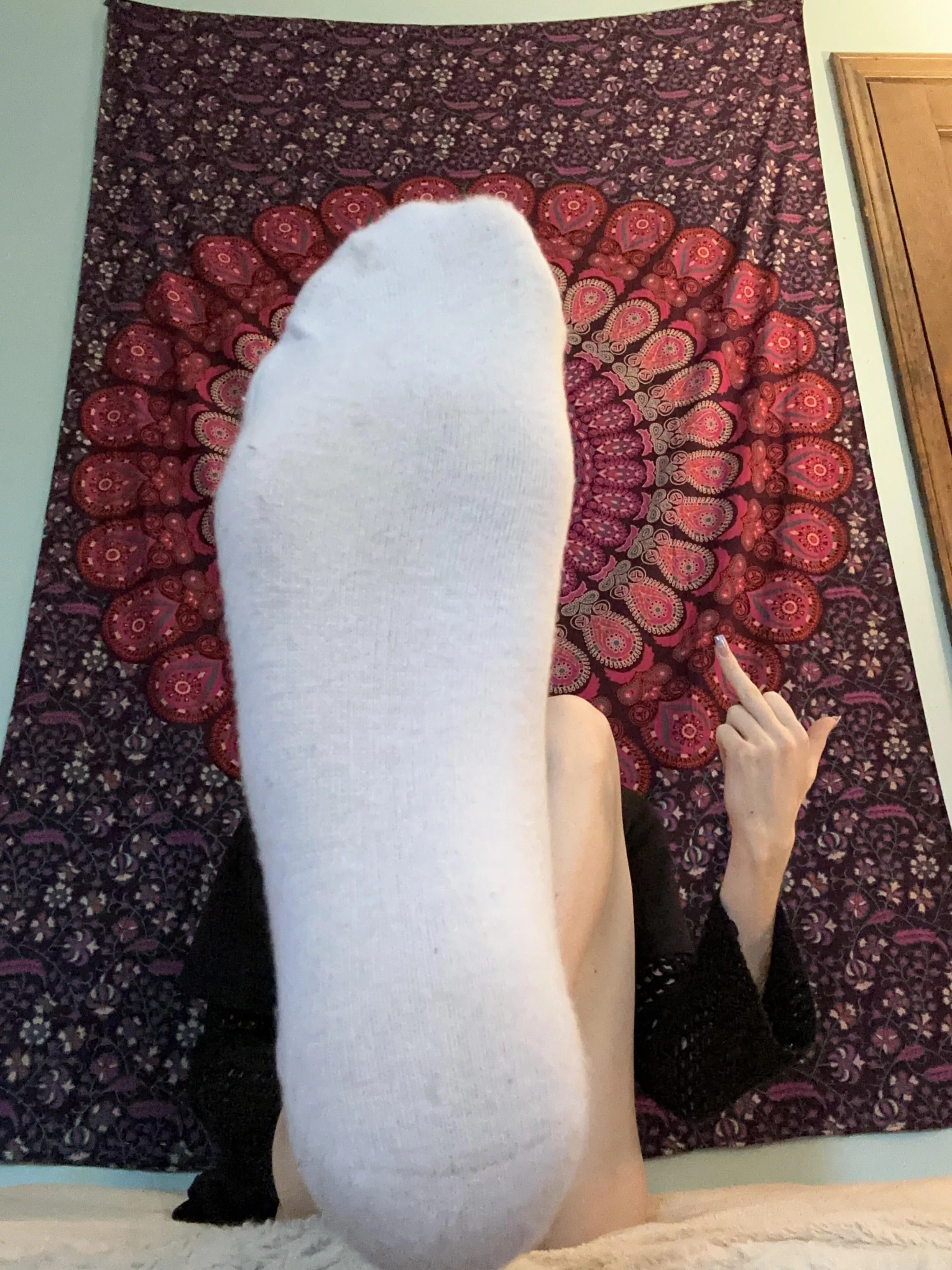 Worship it loser boi 🥰 posted by Madame-Violet