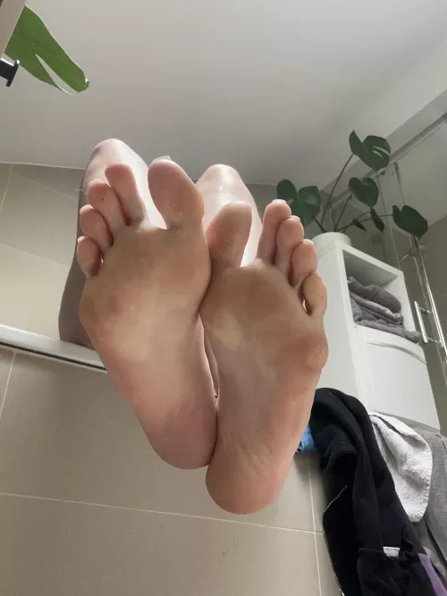 Would you lick my 19yo feet on the first date? by HyperFacer
