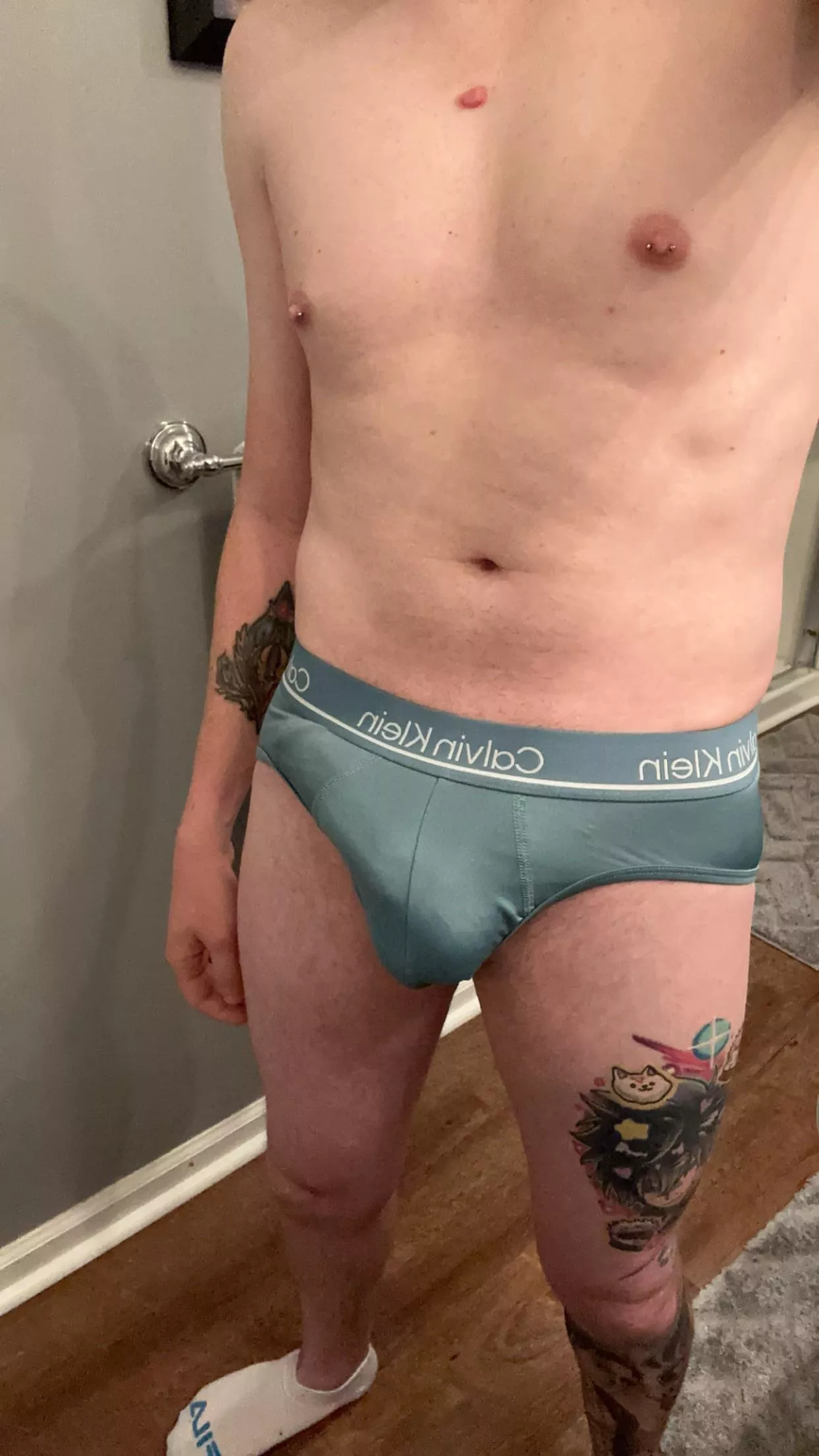 Feeling a little tight on me posted by sammyy203