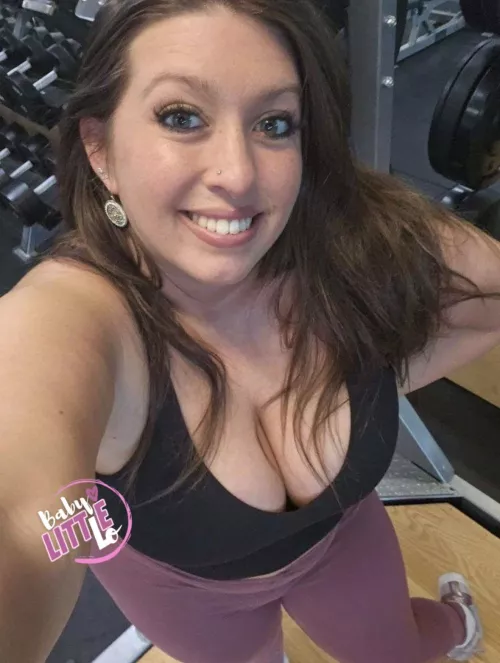 No bra Daddy by Babylittlelo