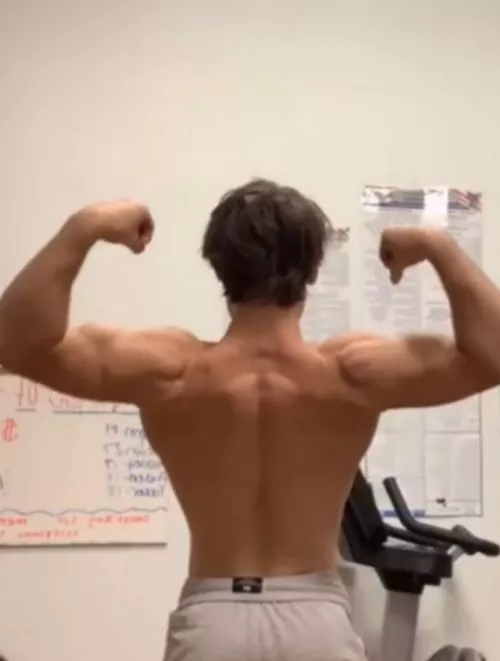 19 dl college athlete sc jstas07 hmu  by Particular-Rip-2463