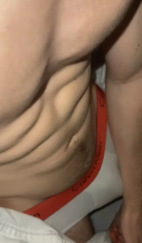 24 Anyone fit wanna videochat with me before my gf comes home from work? Batica_gym99 by Batica_gym99