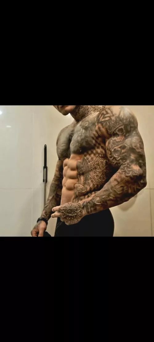 6ft2, 210 pounds ;) by bahamianDowel769