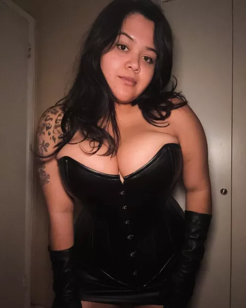 Any leather lovers here? by yummmicecream