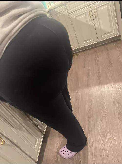 Can’t get no thicker then this by yu_dirtydog_yu